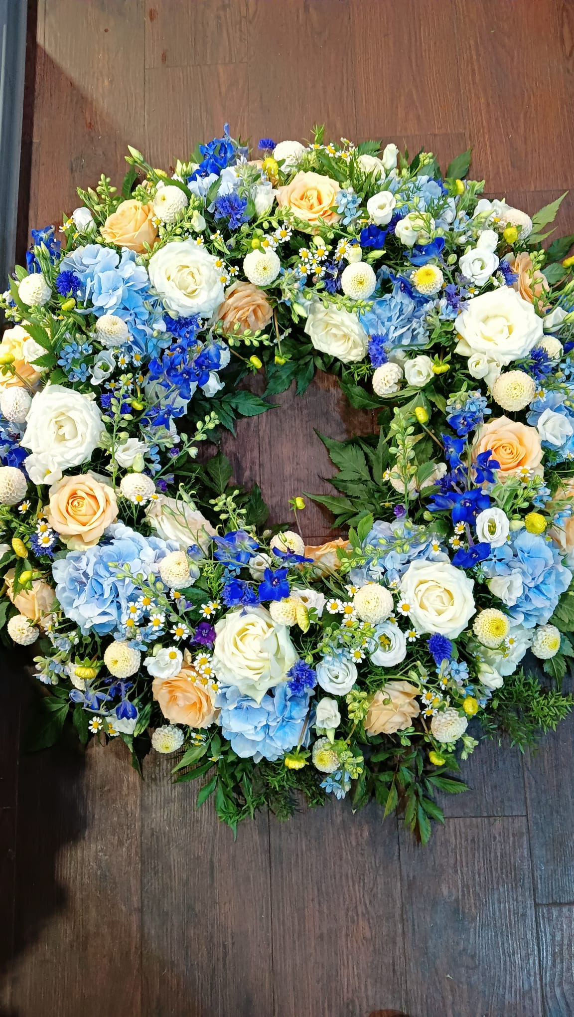 Frühlingsreigen — Bunte Saisonblumen